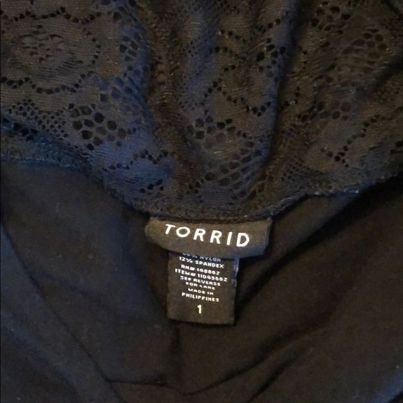 Torrid slim fit top - Picture 3 of 4